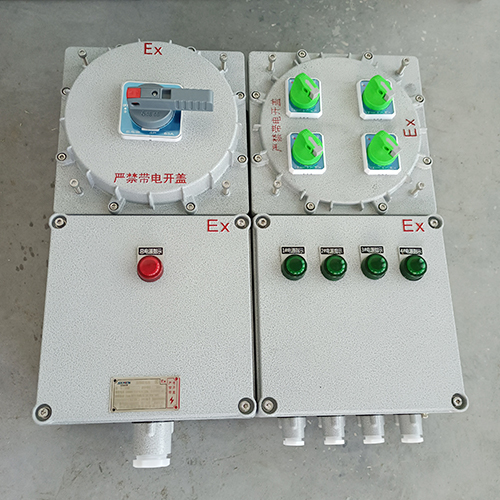 化工粉尘防爆配电箱，IIC防爆控制箱，化工液化车间防爆配电箱，BXMD化工厂炼油厂防爆控制箱